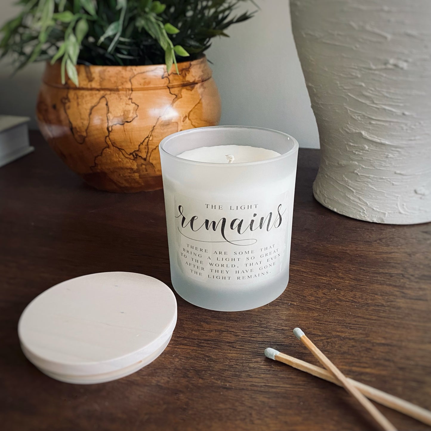 ‘The Light Remains’ Memorial Candle