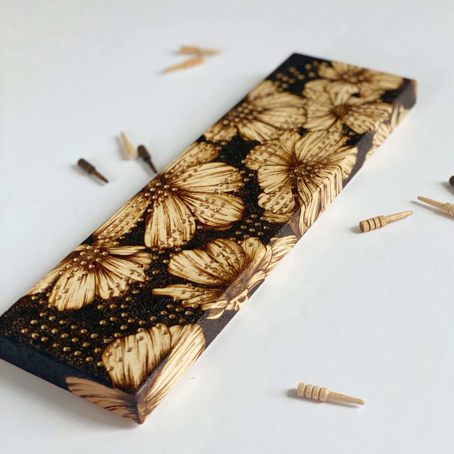 Floral Cribbage Board