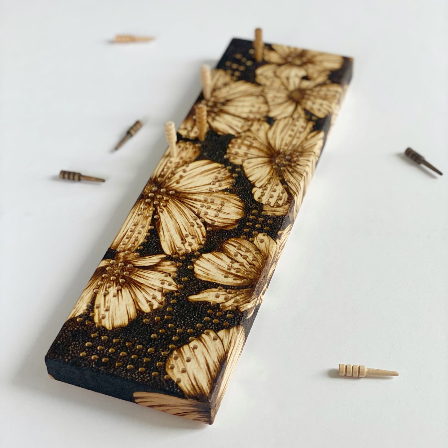 Floral Cribbage Board